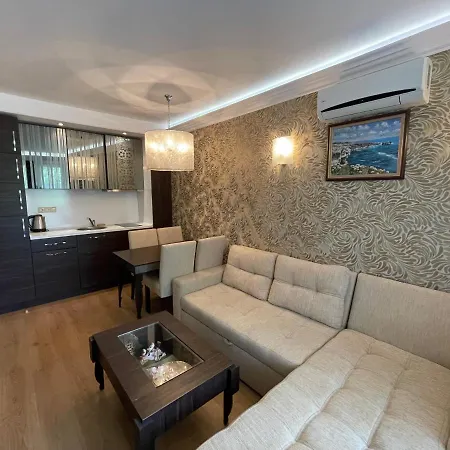 Harmony Palace - Menada Apatments