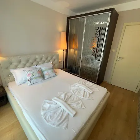 Harmony Palace - Menada Apatments Appartement *