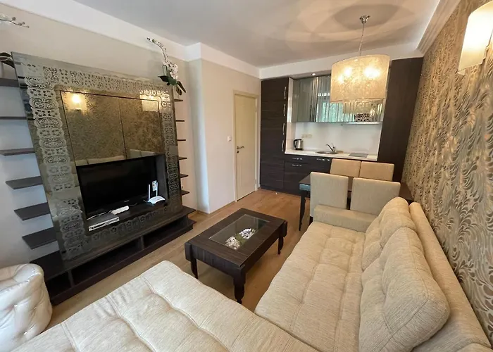 Apartamento Harmony Palace - Menada Apatments *