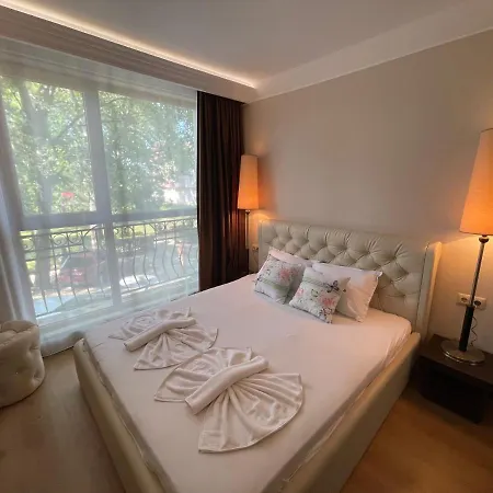 Harmony Palace - Menada Apatments Daire