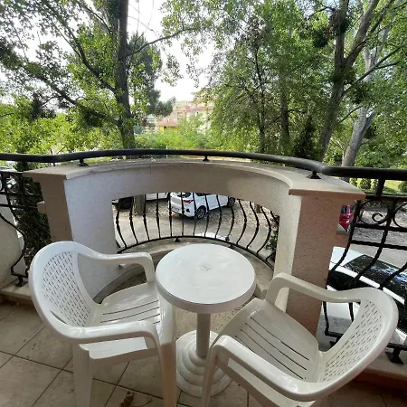 Harmony Palace - Menada Apatments *