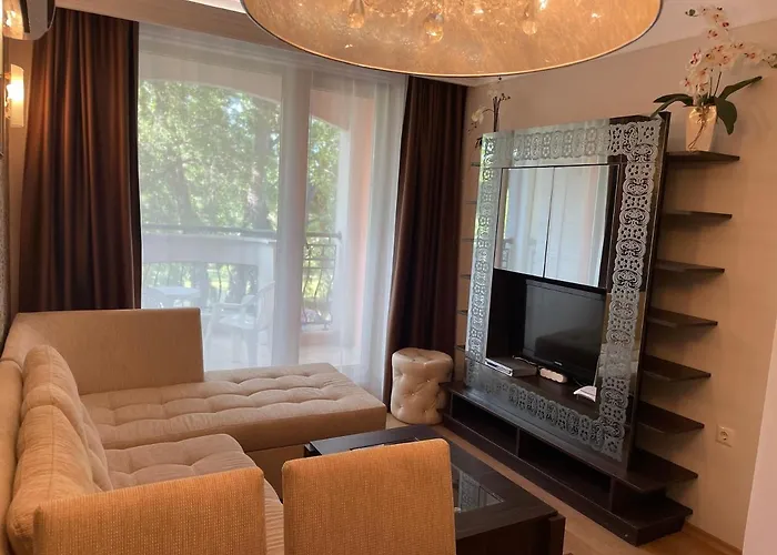 Harmony Palace - Menada Apatments *